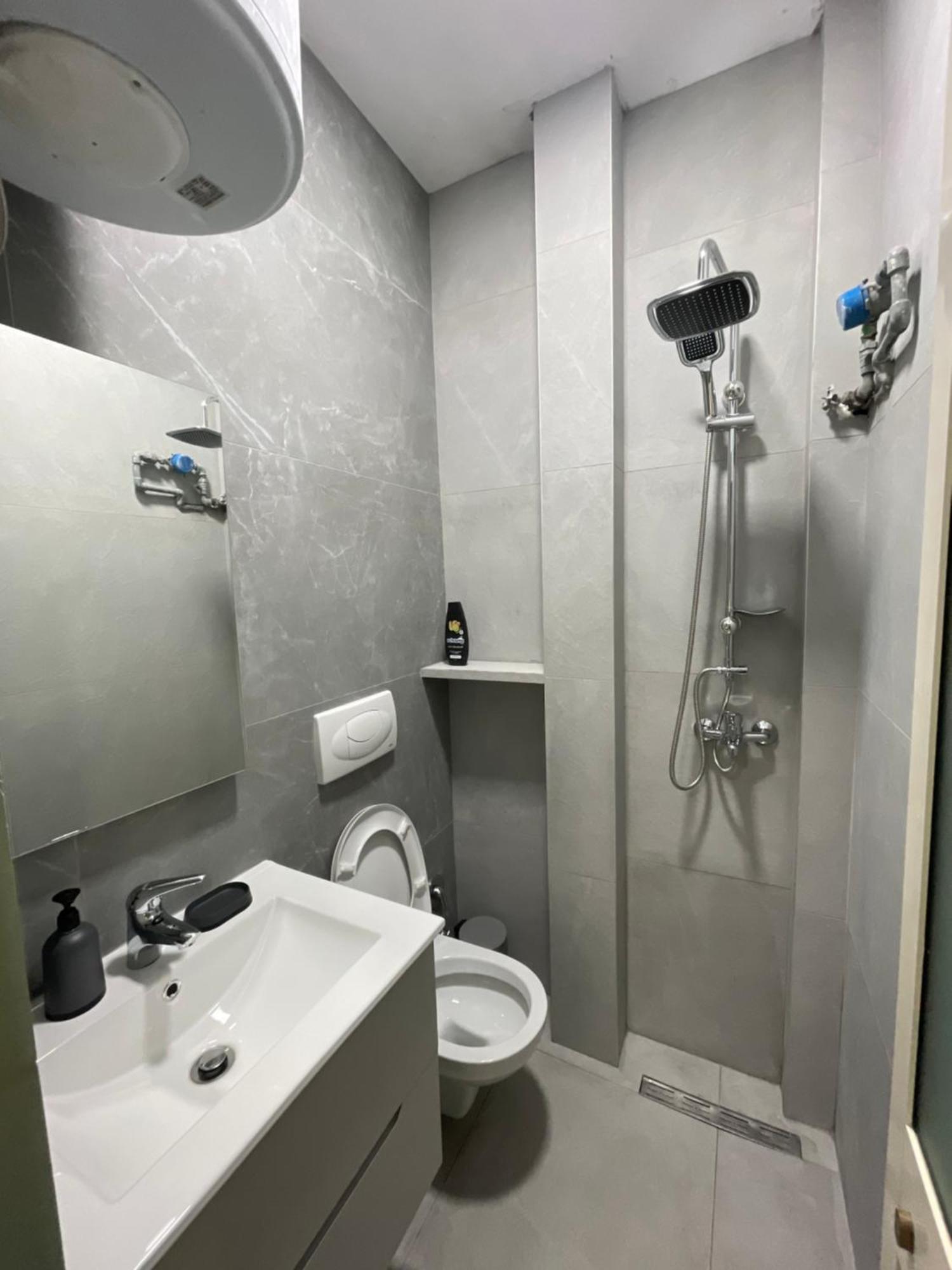 Green Apt Blloku Tirana Exterior photo