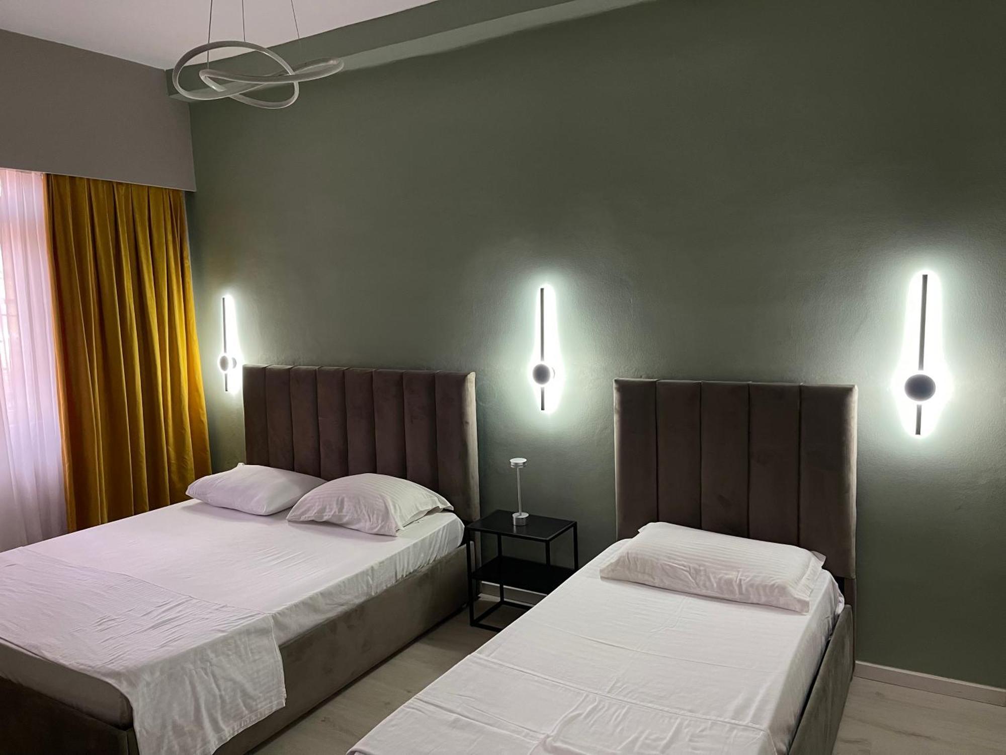 Green Apt Blloku Tirana Exterior photo
