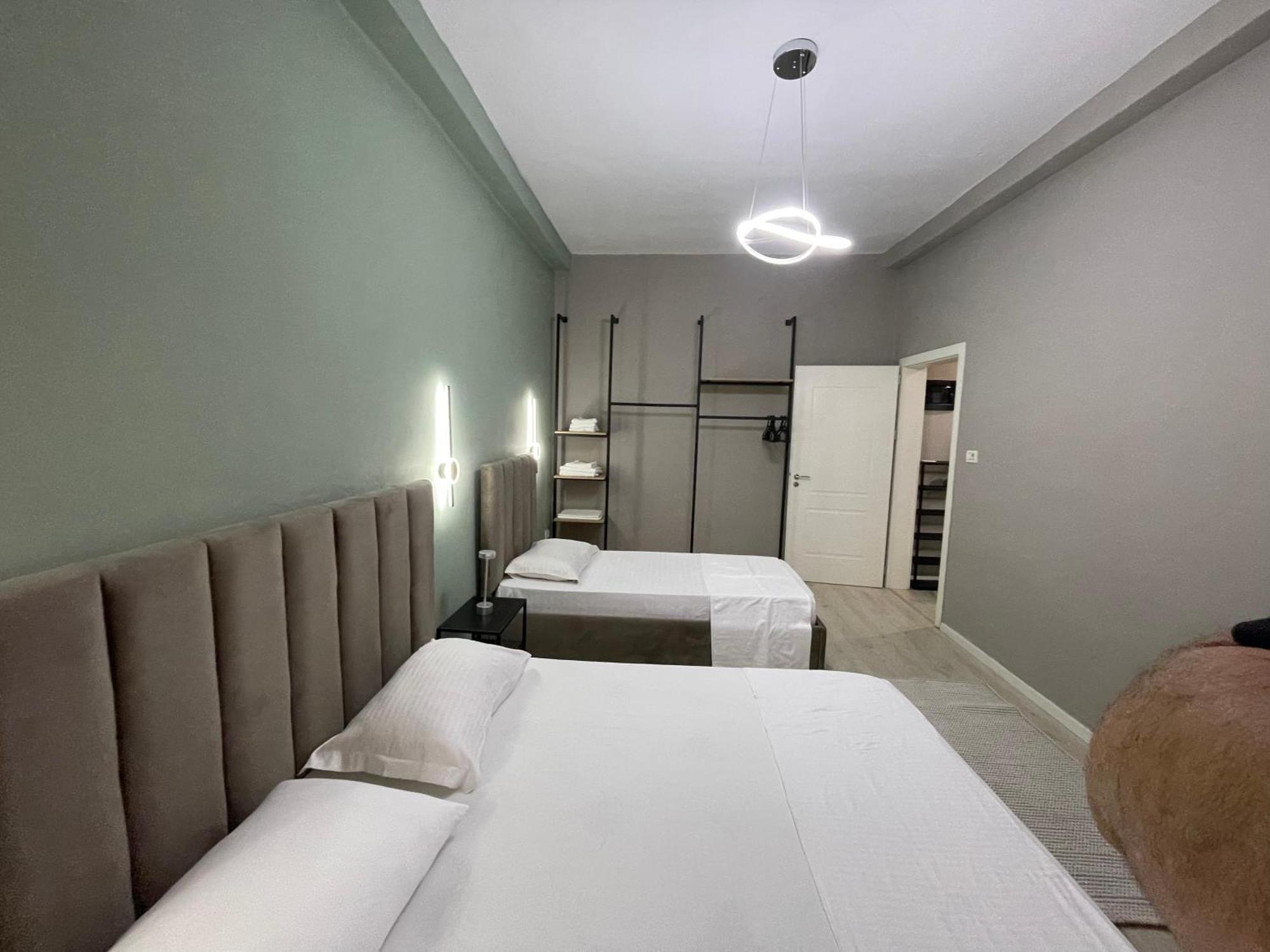 Green Apt Blloku Tirana Exterior photo